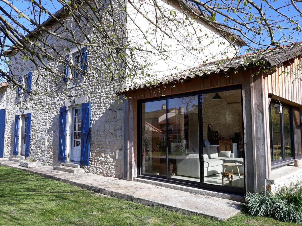 La Maison des Escargots Blanzay Extérieur photo