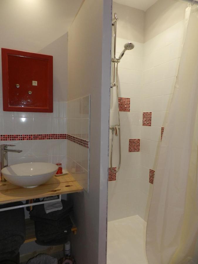 La Maison des Escargots Blanzay Chambre photo